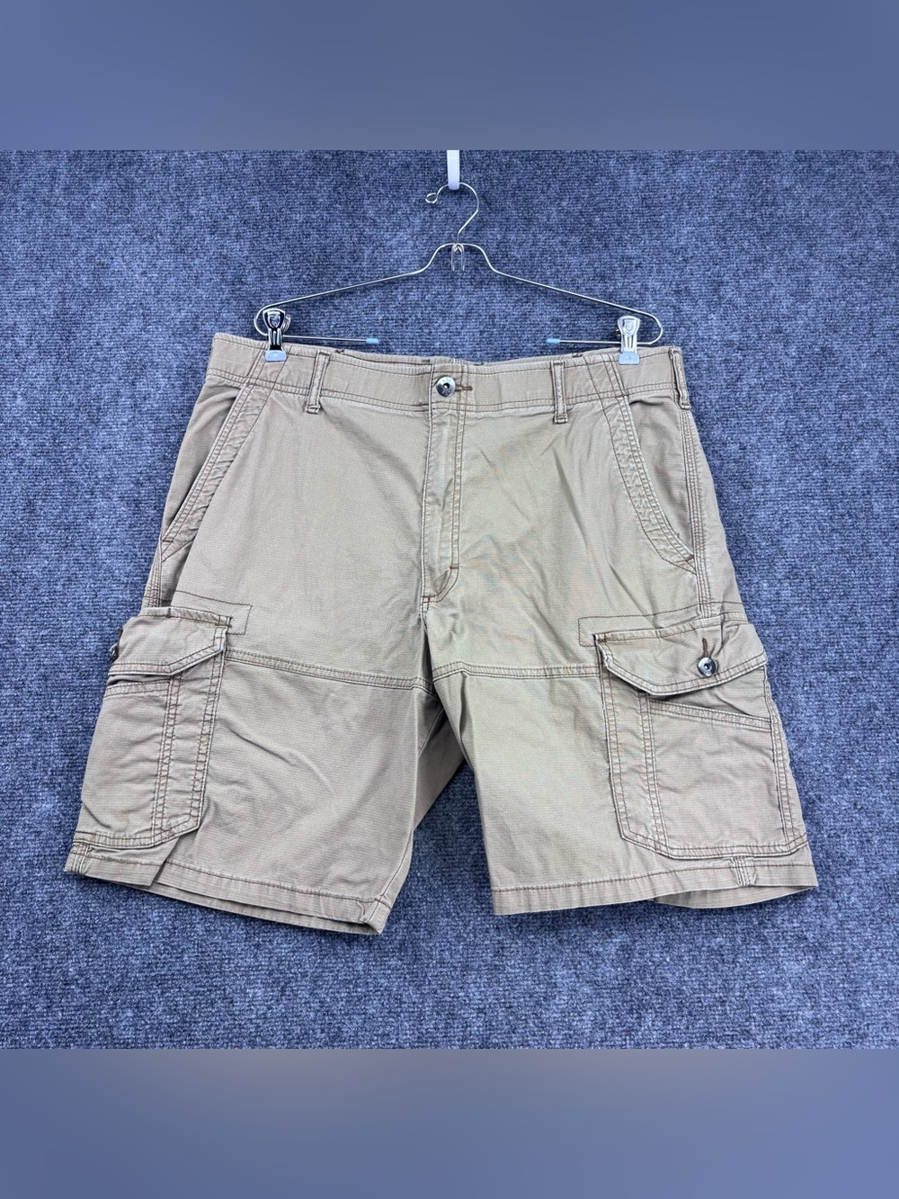 Lee Extreme Motion Tan Cargo Shorts Men’s 36* 9.5” Inseam Workwear Utility